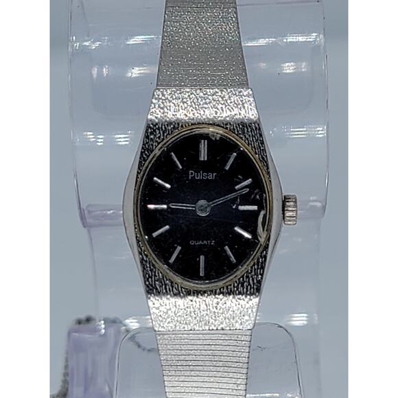 Pulsar by Seiko Y480 Blue Dial Ladies Watch Quick Set Silver Tone Vintage